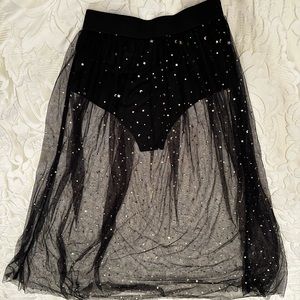 Black skirt with golden stars and circles. / SIZE S - EU 36- US 4/